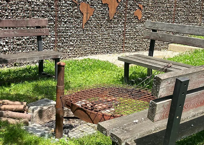 Svet Πανσιόν 3*